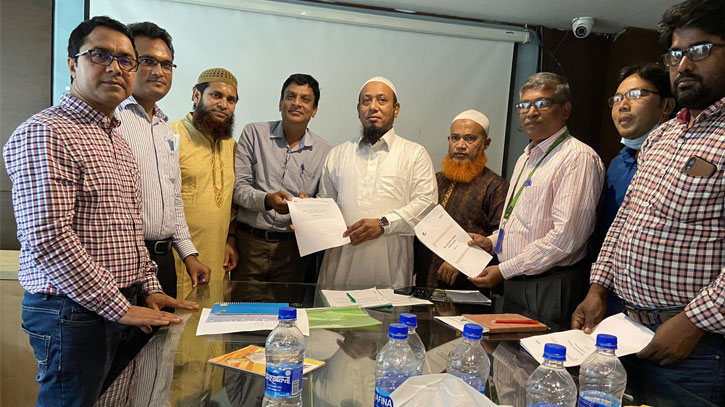 সিরাজগঞ্জ ও পাবনা জেলায় ইউনিয়ন ভিত্তিক ডিলার পয়েন্ট/ডিলারশীপ স্থাপনের মাধ্যমে খামারী পর্যায়ে রেডি ফিডের প্রাপ্যতা বাড়ানোর জন্য পিকেএসএফ -এর সহযোগী সংস্থা এনডিপি-এর সাথে নারিশ ফিড কোম্পানির চুক্তি স্বাক্ষর।