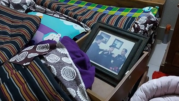 গাজীপুরে পুলিশ পরিচয়ে সিলেট রেঞ্জের অতিরিক্ত ডিআইজি আব্দুল জলিলের গ্রামের বাড়িতে দুর্ঘর্ষ ডাকাতি