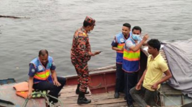 ধলেশ্বরী নদীতে লঞ্চের ধাক্কায় বাল্কহেড ডুবি, নিখোঁজ দুই