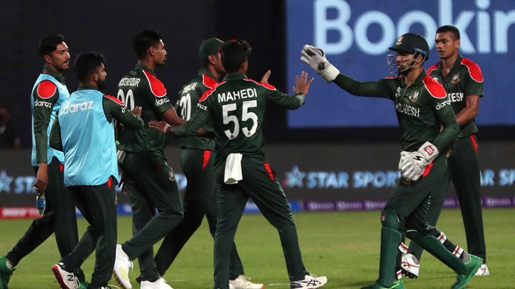 বাংলাদেশ-ওমান ম্যাচের টার্নিং পয়েন্ট বাংলাদেশ-ওমান ম্যাচের টার্নিং পয়েন্ট