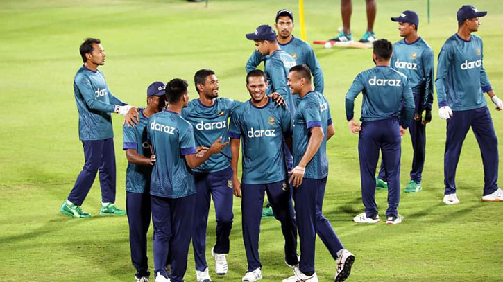 স্কটল্যান্ডের গর্জন, শান্ত মাহমুদুল্লাহ স্কটল্যান্ডের গর্জন, শান্ত মাহমুদুল্লাহ