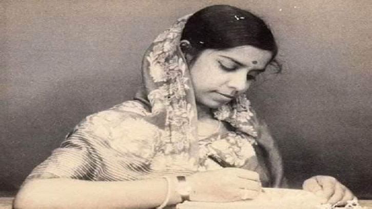 কফিহাউসের `সুজাতা`র খোঁজ! কফিহাউসের `সুজাতা`র খোঁজ!