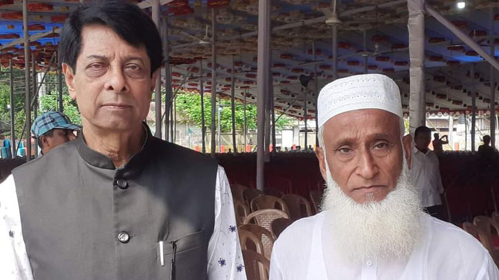‘ফখরুল সাহেব হ্যালুসিনেশনে প্রতিদিন শ্রীলংকা যাচ্ছেন’ ‘ফখরুল সাহেব হ্যালুসিনেশনে প্রতিদিন শ্রীলংকা যাচ্ছেন’