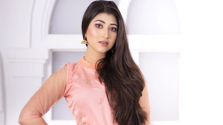 শিখতে পছন্দ করেন তমা শিখতে পছন্দ করেন তমা