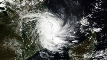 কবে কোথায় আঘাত হানবে ঘূর্ণিঝড় ‘অশনি’