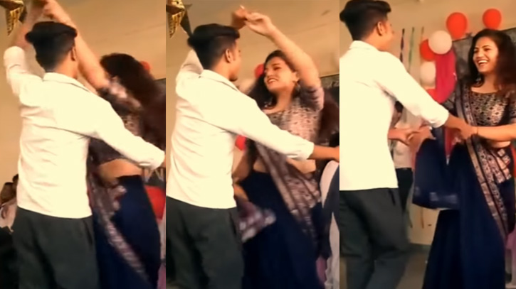 ক্লাসেই সুন্দরী ম্যাডামের সঙ্গে ছাত্রের নাচ, ভিডিও ভাইরাল ক্লাসেই সুন্দরী ম্যাডামের সঙ্গে ছাত্রের নাচ, ভিডিও ভাইরাল
