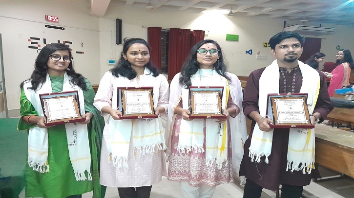 শাহজালাল বিশ্ববিদ্যালয়ে ‘মাভৈঃ সম্মাননা ২০২২’ প্রদান শাহজালাল বিশ্ববিদ্যালয়ে ‘মাভৈঃ সম্মাননা ২০২২’ প্রদান