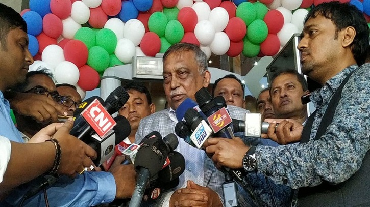 গোলাগুলির বিষয়টি মিয়ানমারের আভ্যন্তরীণ সমস্যা: স্বরাষ্ট্রমন্ত্রী গোলাগুলির বিষয়টি মিয়ানমারের আভ্যন্তরীণ সমস্যা: স্বরাষ্ট্রমন্ত্রী
