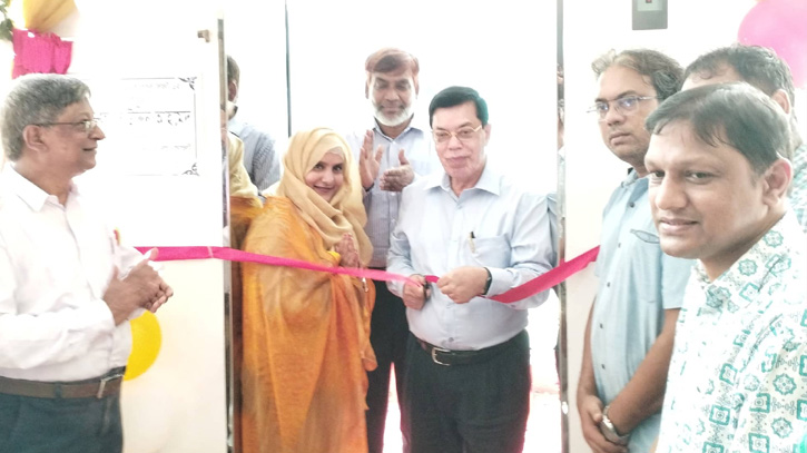 শাহজালাল বিশ্ববিদ্যালয়ে একাডেমিক ভবনের লিফট উদ্বোধন শাহজালাল বিশ্ববিদ্যালয়ে একাডেমিক ভবনের লিফট উদ্বোধন
