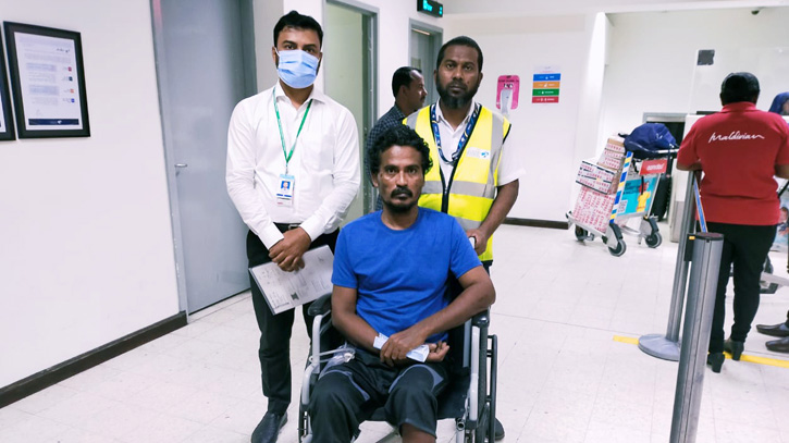 মালদ্বীপে অসুস্থ প্রবাসী বিল্লালের পাশে বাংলাদেশ দূতাবাস মালদ্বীপে অসুস্থ প্রবাসী বিল্লালের পাশে বাংলাদেশ দূতাবাস