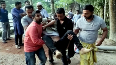 জেলা পরিষদ নির্বাচন: প্রার্থীর উপর আরেক প্রার্থীর সমর্থকের হামলা