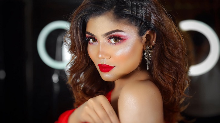 ছবিতে লাস্যময়ী `মিসেস ইউনিভার্স বাংলাদেশ` খ্যাত নোলক ছবিতে লাস্যময়ী `মিসেস ইউনিভার্স বাংলাদেশ` খ্যাত নোলক