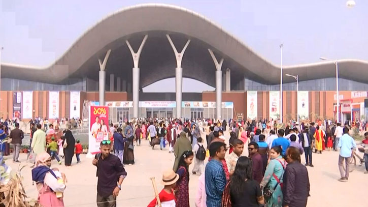 বাড়ছে না সময়, বাণিজ্যমেলার পর্দা নামছে মঙ্গলবার বাড়ছে না সময়, বাণিজ্যমেলার পর্দা নামছে মঙ্গলবার