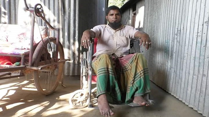লড়াকু সানোয়ারের দূর দূর শুনতে ভালো লাগে না লড়াকু সানোয়ারের দূর দূর শুনতে ভালো লাগে না