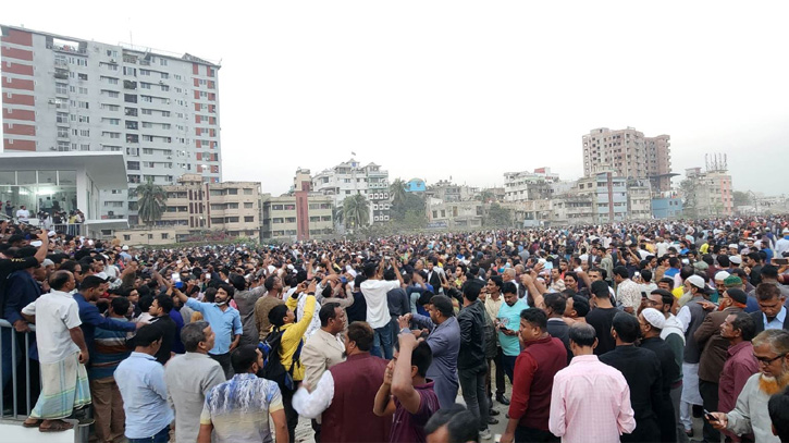 কর্তৃপক্ষের অনুমতি না নিয়েই গোলাপবাগ মাঠে বিএনপি