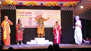 যাত্রাশিল্পকে বাঁচাতে ৯ দিনের উৎসব, হাজারো মানুষের ভীড়