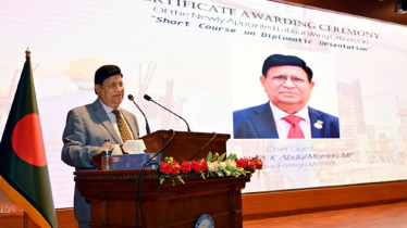 প্রবাসী বাংলাদেশি কর্মীদের সর্বোত্তম সেবা দিতে হবে: পররাষ্ট্রমন্ত্রী