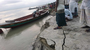 কাজিপুরে যমুনার তীর সংরক্ষণ বাঁধে ধস
