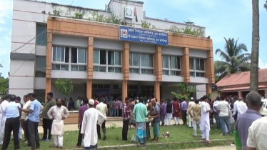 নেত্রকোনা-৪ আসনে উপ-নির্বাচনে আ. লীগ প্রার্থীর মনোনয়নপত্র দাখিল