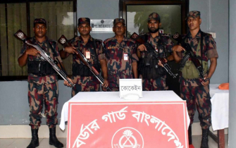 কক্সবাজারে কোকেন জব্দ         