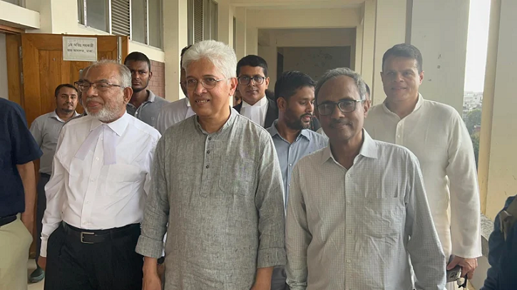 অধিকারের আদিলুর-এলানের মামলার রায় দিয়েছেন আদালত অধিকারের আদিলুর-এলানের মামলার রায় দিয়েছেন আদালত