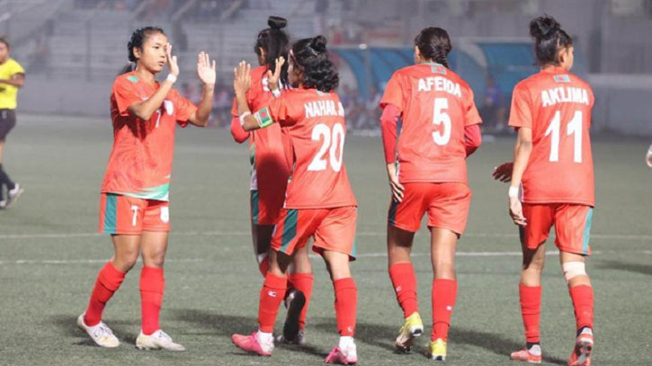 আবারও সাফ ফুটবলের ফাইনালে বাংলাদেশের মেয়েরা আবারও সাফ ফুটবলের ফাইনালে বাংলাদেশের মেয়েরা
