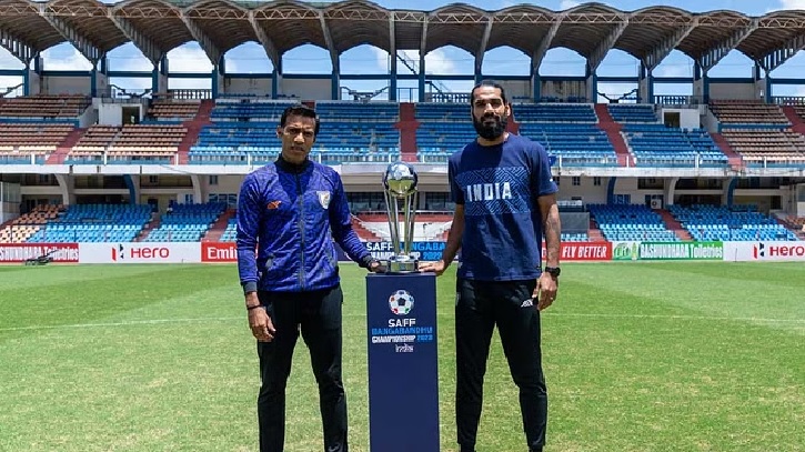 দক্ষিণ এশিয়া ফুটবল: শিরোপার লড়াইয়ে ভারত ও কুয়েত দক্ষিণ এশিয়া ফুটবল: শিরোপার লড়াইয়ে ভারত ও কুয়েত