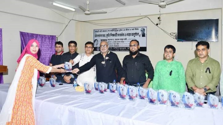 নোবিপ্রবিতে বঙ্গমাতা শেখ ফজিলাতুন্নেসার জন্মদিন উদযাপন নোবিপ্রবিতে বঙ্গমাতা শেখ ফজিলাতুন্নেসার জন্মদিন উদযাপন