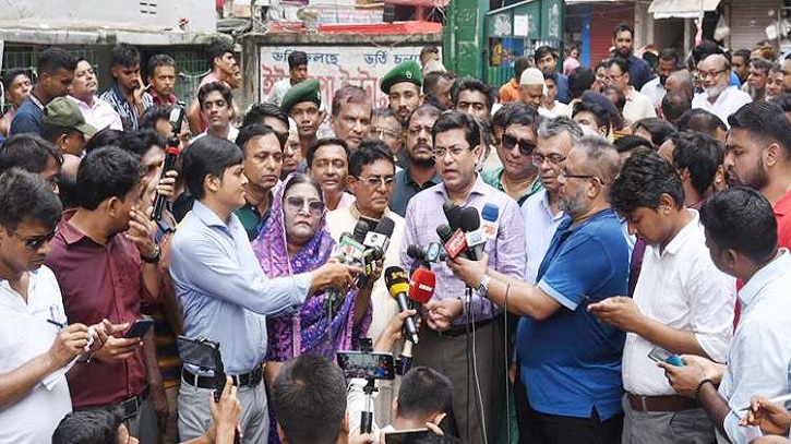 একমাস ধরে ডিএসসিসি`র ডেঙ্গু রোগীর সংখ্যা নিয়ন্ত্রণে রয়েছে: তাপস একমাস ধরে ডিএসসিসি`র ডেঙ্গু রোগীর সংখ্যা নিয়ন্ত্রণে রয়েছে: তাপস