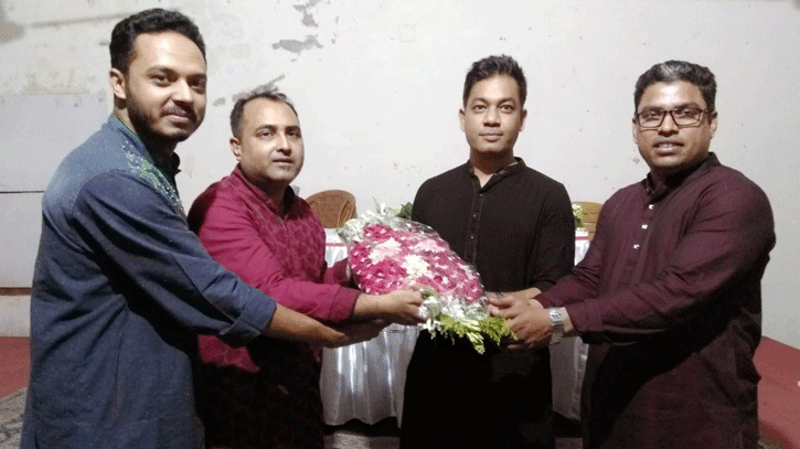বগুড়া জার্নালিস্ট নেটওয়ার্কের পূর্ণাঙ্গ কমিটি ঘোষণা বগুড়া জার্নালিস্ট নেটওয়ার্কের পূর্ণাঙ্গ কমিটি ঘোষণা