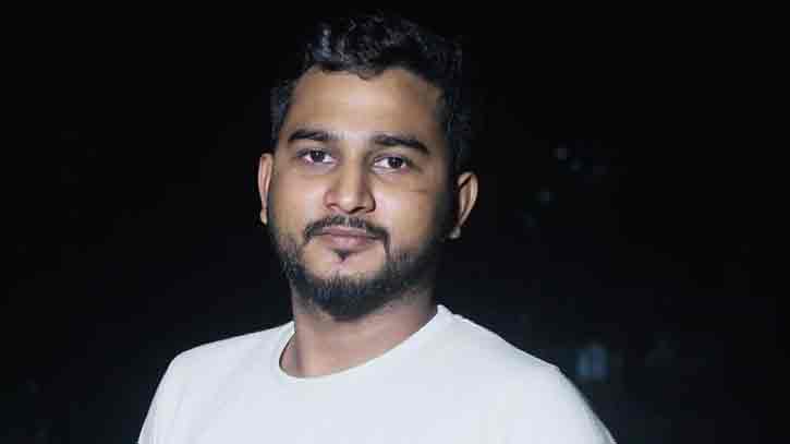 নিজেকে বদলে ফেলুন, জীবন কিন্তু একটাই... নিজেকে বদলে ফেলুন, জীবন কিন্তু একটাই...