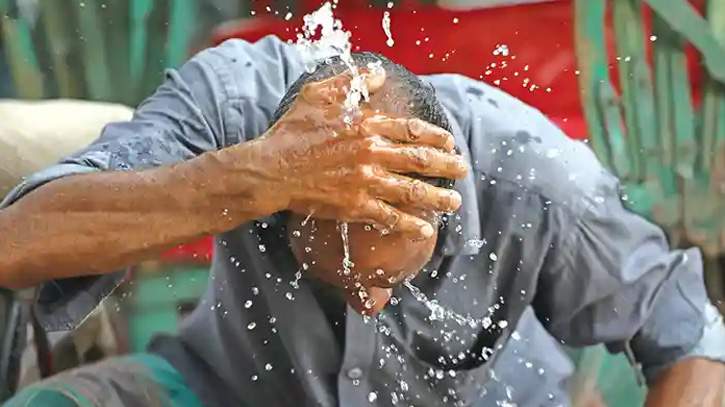 গরমের তীব্রতা আরো কতদিন থাকতে পারে জানালো আবহাওয়া অফিস গরমের তীব্রতা আরো কতদিন থাকতে পারে জানালো আবহাওয়া অফিস