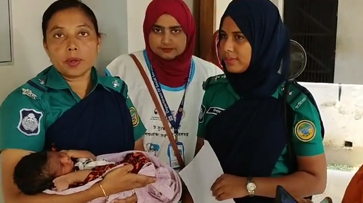 মসজিদের দোতলায় মিললো ফুটফুটে নবজাতক