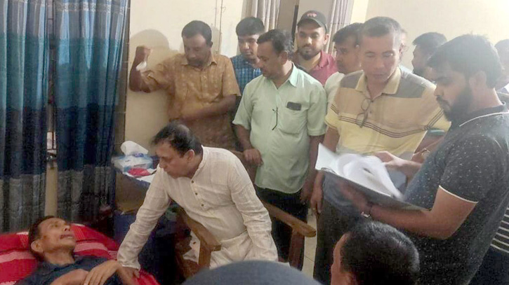 আ.লীগের সাড়ে ৩ শতাধিক নেতাকর্মীর নামে আদালতে বিএনপির মামলা আ.লীগের সাড়ে ৩ শতাধিক নেতাকর্মীর নামে আদালতে বিএনপির মামলা