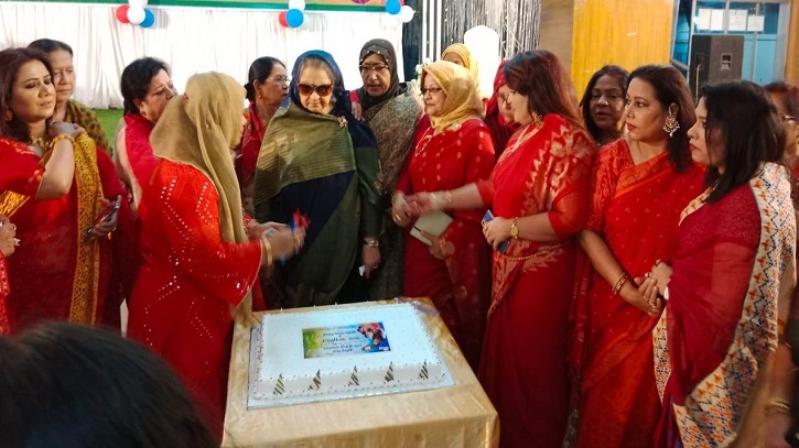 ঢাকা লেডিস ক্লাবের উদ্যোগে বঙ্গবন্ধুর জন্মবার্ষিকী উদযাপন ঢাকা লেডিস ক্লাবের উদ্যোগে বঙ্গবন্ধুর জন্মবার্ষিকী উদযাপন