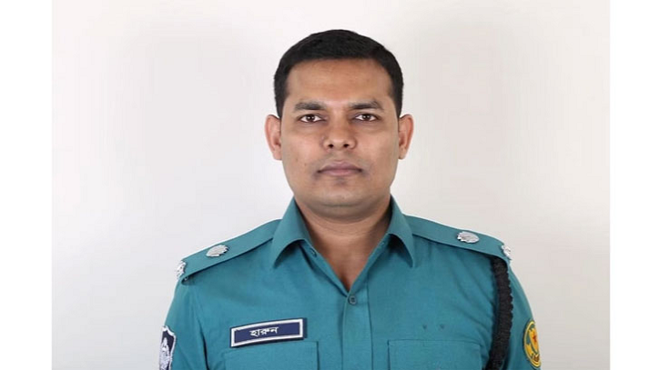 এডিসি হারুনের বিরুদ্ধে বিভাগীয় মামলার ইঙ্গিত স্বরাষ্ট্রমন্ত্রীর এডিসি হারুনের বিরুদ্ধে বিভাগীয় মামলার ইঙ্গিত স্বরাষ্ট্রমন্ত্রীর