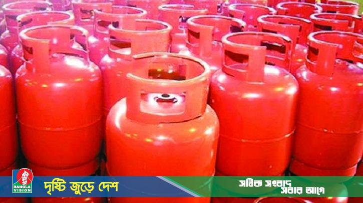 আরও কমলো সিলিন্ডার গ্যাসের দাম