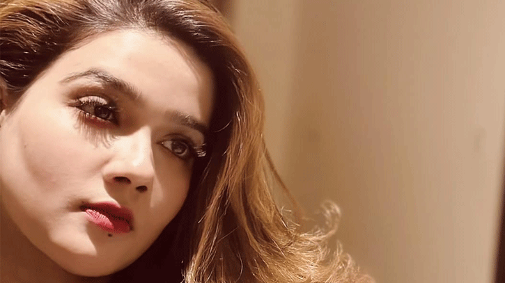 পুলিশ কমিশনারের বিতর্কিত ভূমিকা নিয়ে সংবাদ সম্মেলন ডেকেছেন মাহি পুলিশ কমিশনারের বিতর্কিত ভূমিকা নিয়ে সংবাদ সম্মেলন ডেকেছেন মাহি
