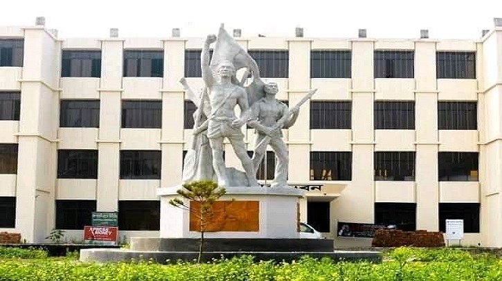 নোবিপ্রবির উপপরীক্ষা নিয়ন্ত্রককে রাষ্ট্রবিরোধী বক্তব্যের অভিযোগে শোকজ নোবিপ্রবির উপপরীক্ষা নিয়ন্ত্রককে রাষ্ট্রবিরোধী বক্তব্যের অভিযোগে শোকজ