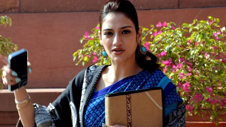 প্রতারণা মামলা, নুসরাতকে সাড়ে ৬ ঘণ্টা জিজ্ঞাসাবাদ ইডির প্রতারণা মামলা, নুসরাতকে সাড়ে ৬ ঘণ্টা জিজ্ঞাসাবাদ ইডির