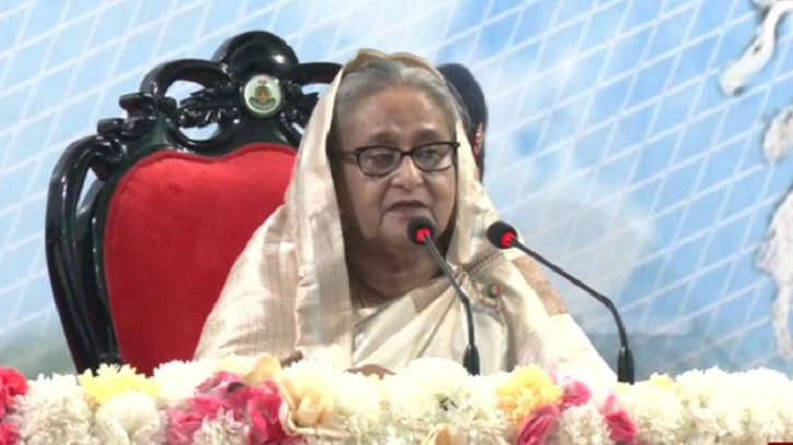 দেশের কিছু তরুণকে বিপথগামী করার চেষ্টা হচ্ছে: প্রধানমন্ত্রী দেশের কিছু তরুণকে বিপথগামী করার চেষ্টা হচ্ছে: প্রধানমন্ত্রী