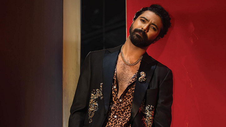 ‘অতীতের ভুল থেকে শিখবো’: ভিডিও ফাঁস নিয়ে রাজের দীর্ঘ স্ট্যাটাস ‘অতীতের ভুল থেকে শিখবো’: ভিডিও ফাঁস নিয়ে রাজের দীর্ঘ স্ট্যাটাস