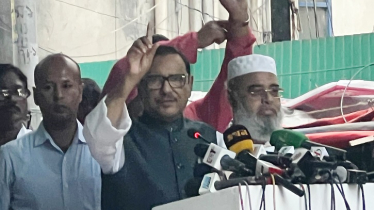 ‘শেখ হাসিনা আল্লাহর আশীর্বাদ প্রাপ্ত, ভিসানীতির পরোয়া করি না’
