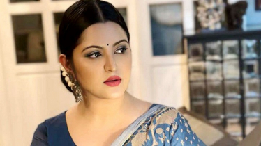 পরীমনির আবেগঘন পোস্ট