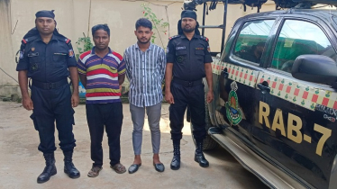 ২০কেজি গাঁজা, প্রাইভেটকারসহ ২ মাদক ব্যবসায়ী আটক 