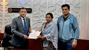 সঙ্গীত শিল্পী ডলি সায়ন্তনী`র মনোনয়নপত্র বাতিল
