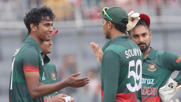 হাসানের ইয়র্কার ও নাসুমের টার্ন, ধীরে এগোচ্ছে কিউইরা