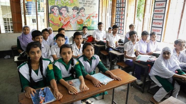 শিক্ষায় অতিকচলানি কাম্য নয়