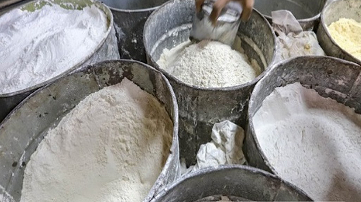 চালের পর এবার বাড়লো আটা-ময়দার দাম চালের পর এবার বাড়লো আটা-ময়দার দাম