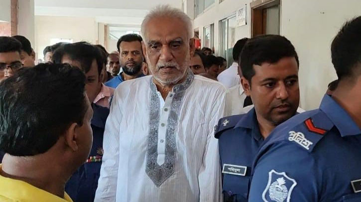 বিএনপির সেই নেতার ৩ বছরের কারাদণ্ড বিএনপির সেই নেতার ৩ বছরের কারাদণ্ড